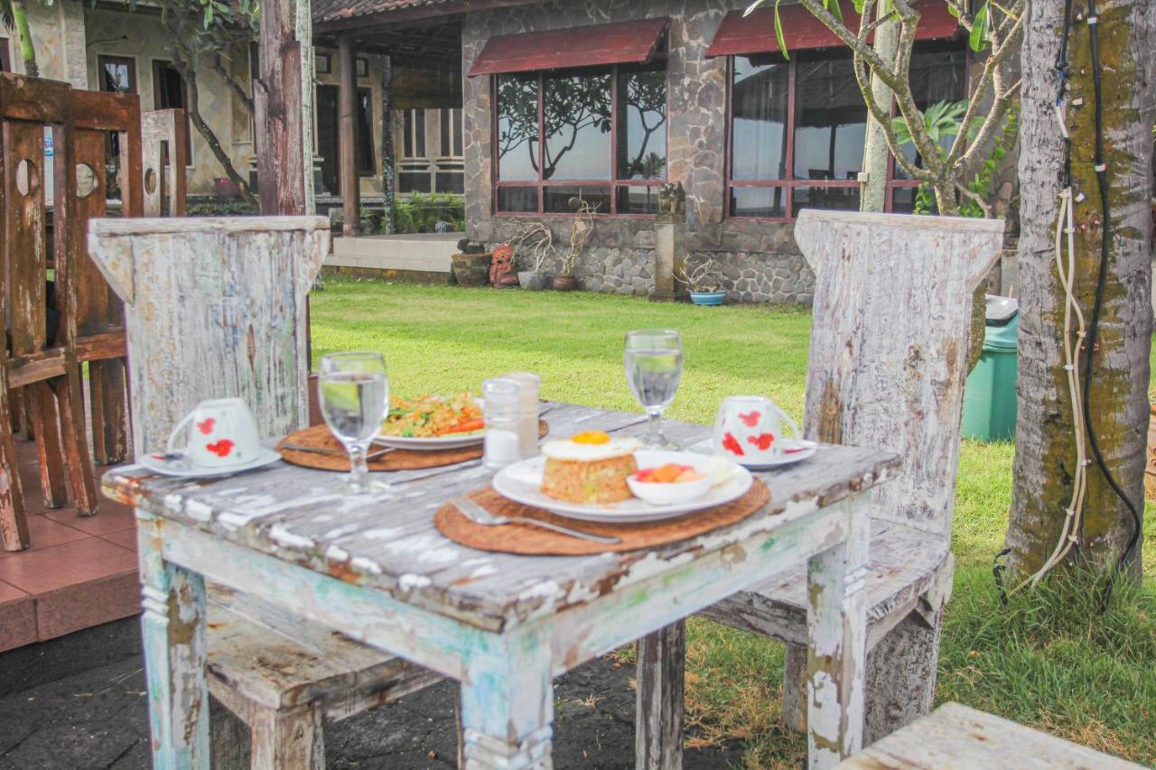Temple Cafe & Cottages Candi Dasa  Luaran gambar