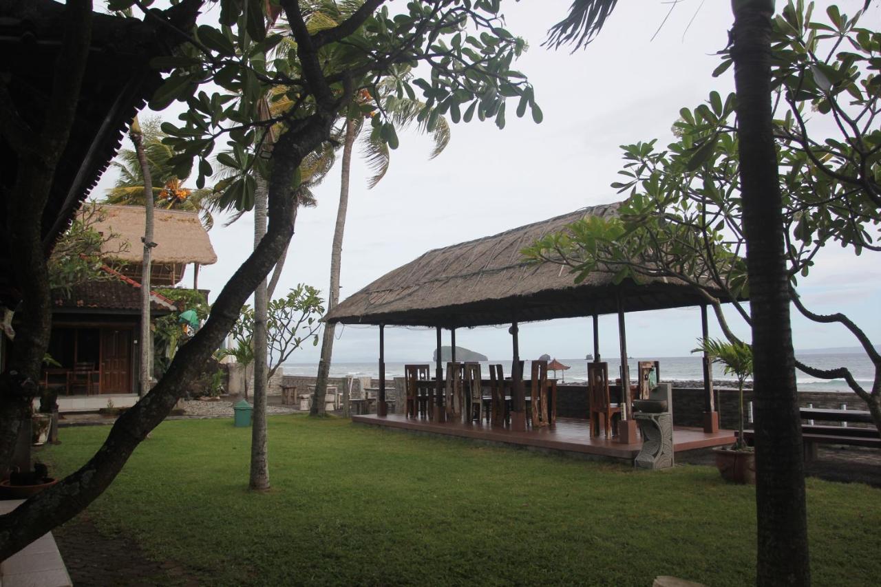 Temple Cafe & Cottages Candi Dasa  Luaran gambar