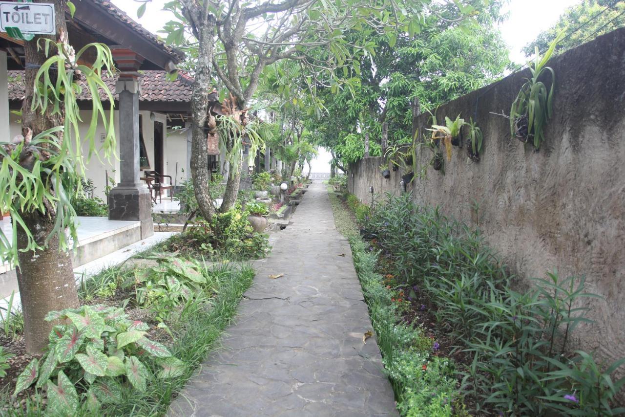 Temple Cafe & Cottages Candi Dasa  Luaran gambar