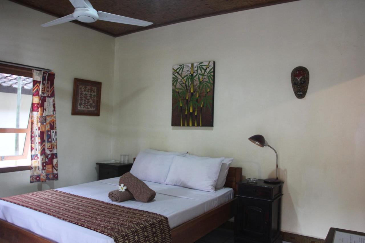Temple Cafe & Cottages Candi Dasa  Luaran gambar