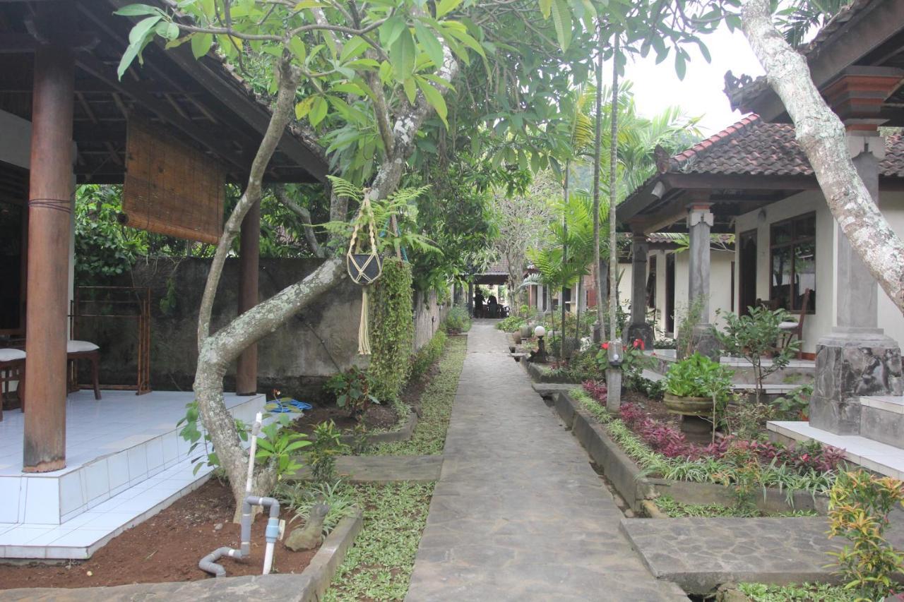 Temple Cafe & Cottages Candi Dasa  Luaran gambar