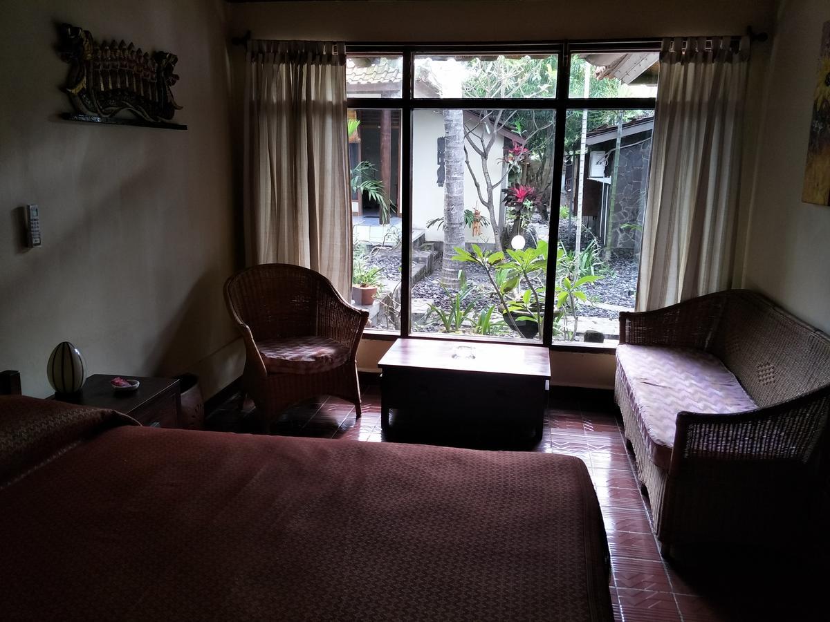 Temple Cafe & Cottages Candi Dasa  Luaran gambar