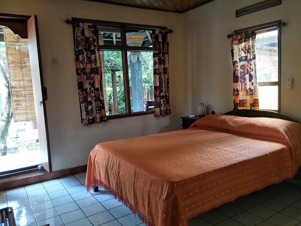 Temple Cafe & Cottages Candi Dasa  Luaran gambar