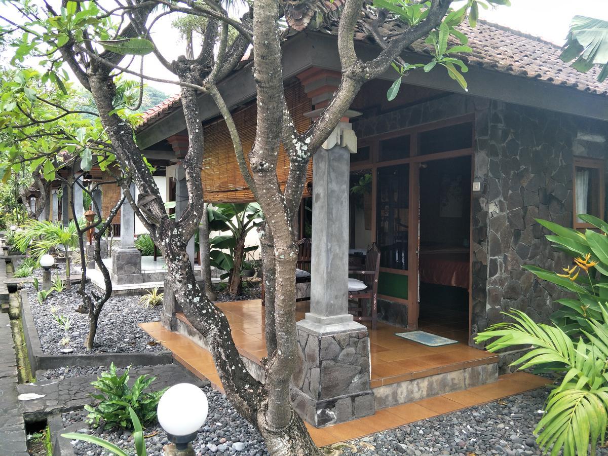 Temple Cafe & Cottages Candi Dasa  Luaran gambar