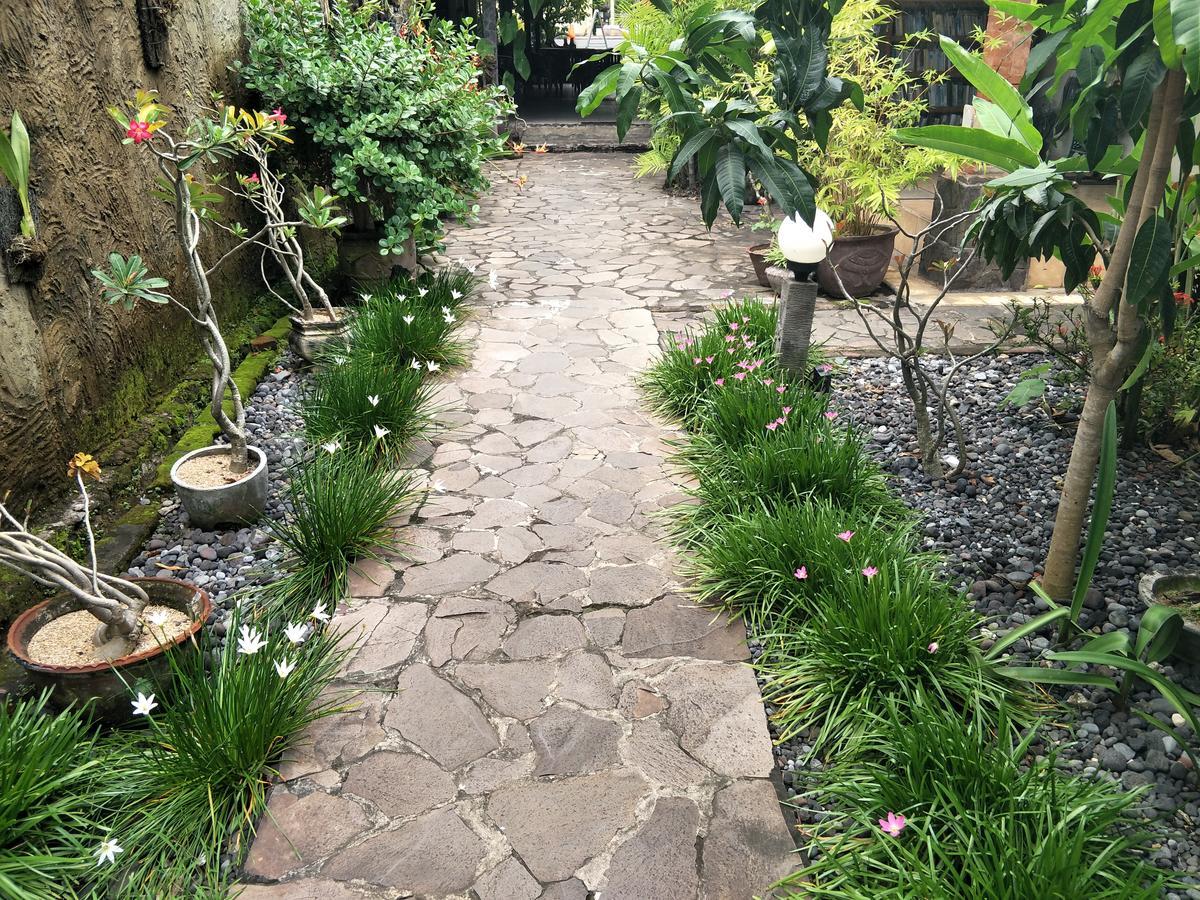 Temple Cafe & Cottages Candi Dasa  Luaran gambar